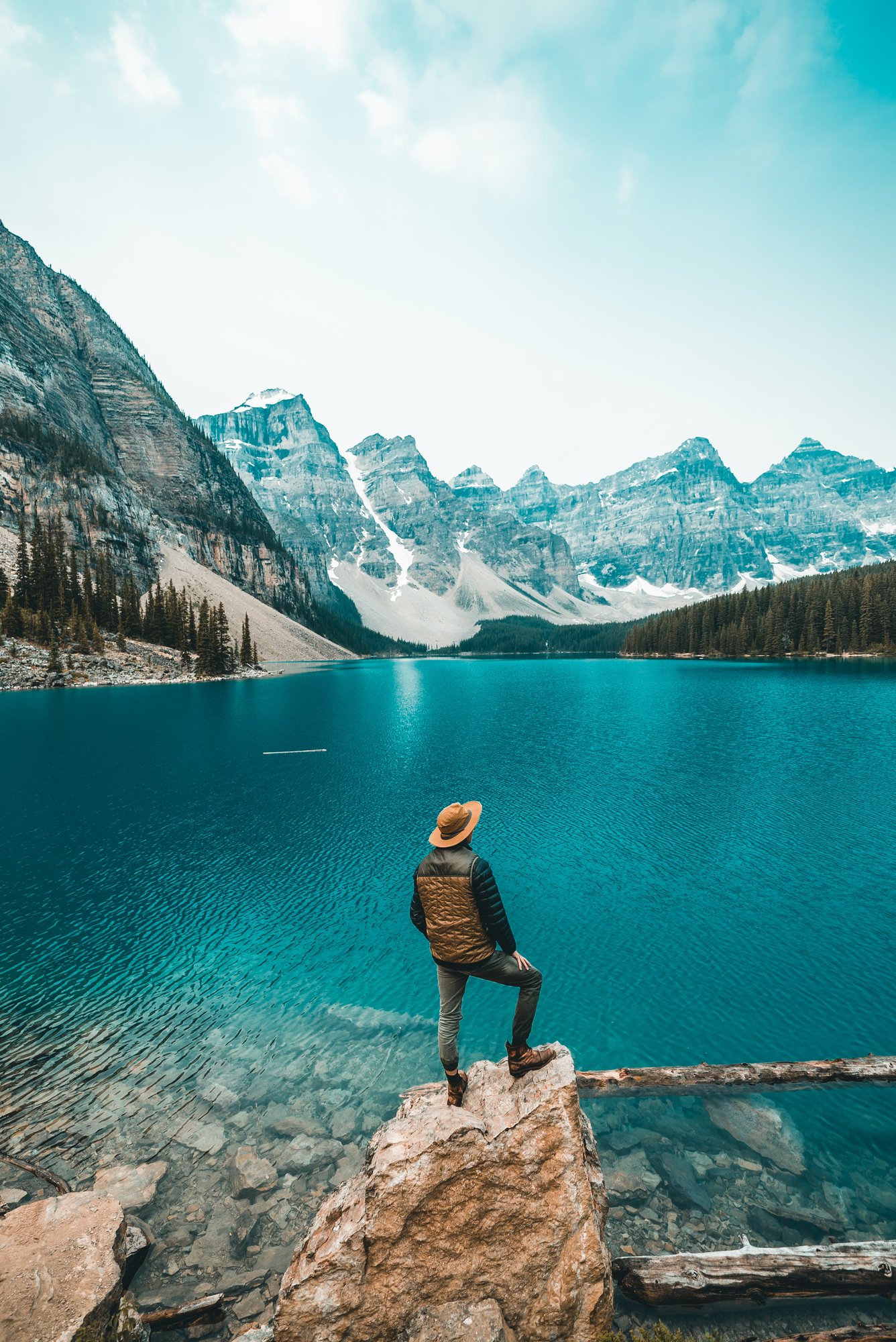 redd-f-rjfOdiB7k-E-unsplash (1)